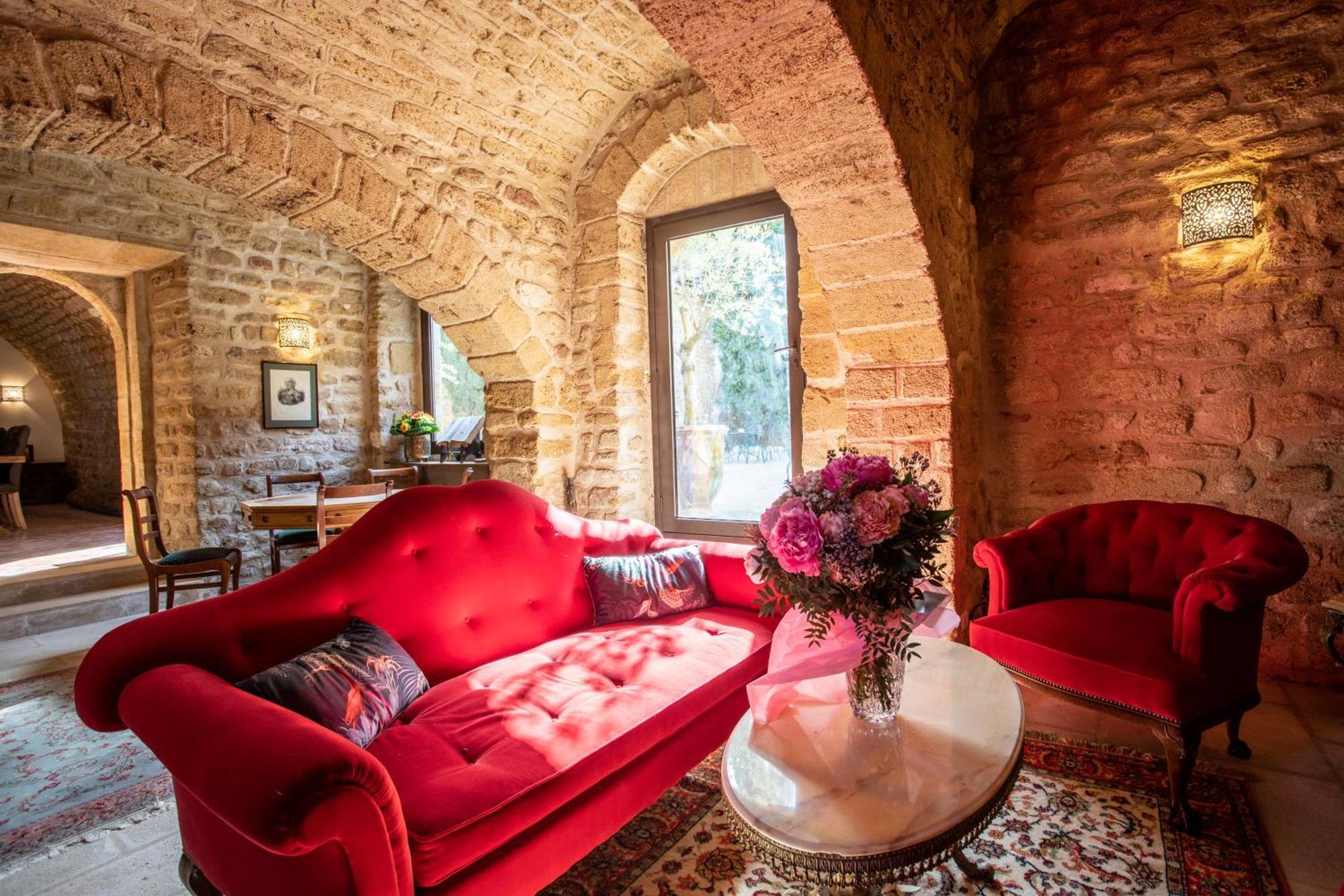 Chateau Saint-Pierre De Mejans Puyvert Bagian luar foto